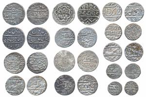 Assorted lot, Silver Rupee (13), Awadh Muhammadabad Banaras Mint (KM 103.2); Bharatpur, Ma