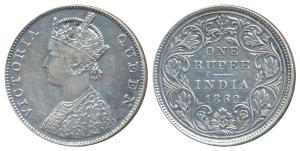 Victoria Queen, Silver Rupee, 1862, Madras Mint, B / II, scroll like floral design on the 