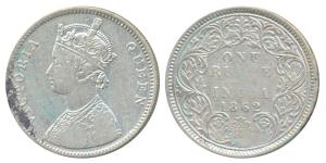 Victoria Queen, Silver Rupee, 1862, Bombay Mint, A / I / 0 / 4, (Prid 78). Fine, Scarce.
