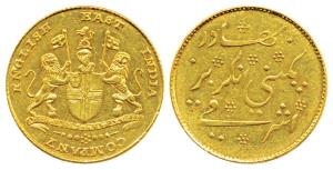 Gold Mohur (Ashrafi), 11.62g, ND (1819), obv. coat of arms of the East India Company, rev.