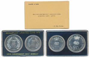 1973 Uncirculated Set, Grow More Food, set of 2, Rupees 10 and 20. In immaculate condition
