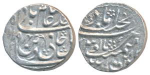 Najibabad Mint, Silver Rupee, 11.30g, in the name of Shah Alam II, AH 1198/25, vertical da
