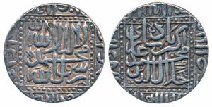 Akbar, Silver Rupee, 11.39g, Dar-ul-Sultanate Ahmedabad Mint, AH 983, Kalima type (KM 82.1