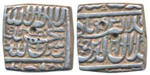 Akbar, Silver Square Rupee, 11.40g, Dar-ul-Sultanate Ahmedabad Mint (Mint name out of flan