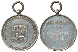University Officers' Training Corps, Silver Medal, 17.30g, obv. coat of arms of Bombay Uni