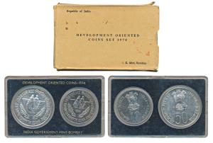 1974 Uncirculated Set, Planned Families Food For All, set of 2, Rupees 10 and 50. In near 