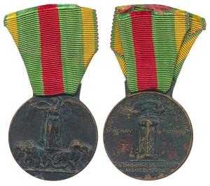 France, First World War Victory Medal, Copper, 1919, 19.65g , obv. Liberty at centre ridin