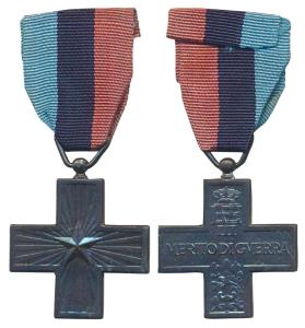 Italy, War Cross, Bronze, 19.24g, World War I, obv. radiating star, rev. crowned monogram,
