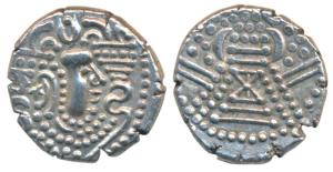 Indo-Sasanian ‘Gadhaiya Paisa’, Silver Drachma, 4.14g, stylized head right on obv., styliz