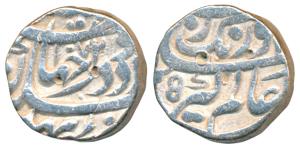Aurangzeb, Silver Rupee, 11.33g, Bhakkar Mint, AH 1072/5, poetic couplet divided between o