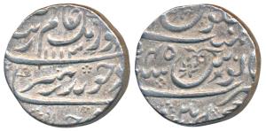 Aurangzeb, Silver Rupee, 11.39g, Machhalipatan Mint, AH 1113/45 (KM 300.55). Very Fine+, S