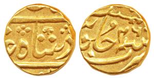 Gold Mohur, 11.54g, struck at the Bombay Mint, (circa 1803-1824), in the name of Shah Alam
