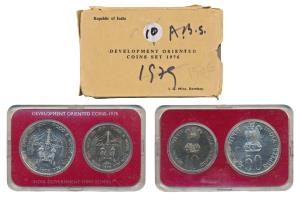 1976 Uncirculated Set, Food and Work for All, set of 2, Rupees 10 and 50. In near immacula