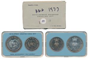 1977 Uncirculated Set, Save for Development, set of 2, Rupees 10 and 50. In near immaculat