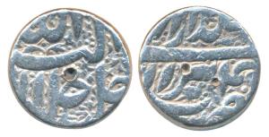 Akbar, Silver Rupee, 11.29g, Berar Mint, a bird below the mint name, Ilahi type, Month Aza