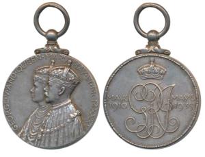 George V and Queen Mary Silver Jubilee Medal, Silver, 30g, obv. conjoined bust of George V